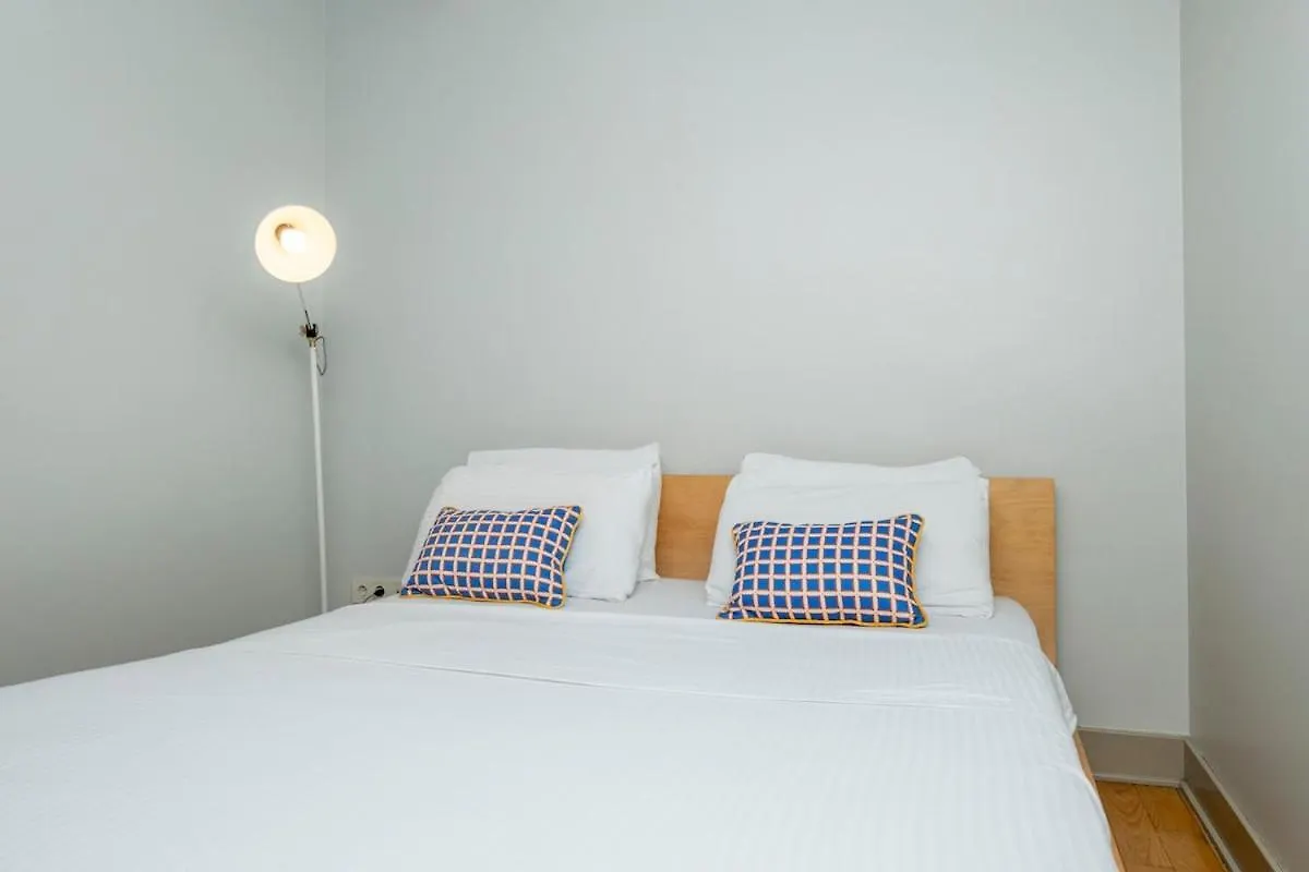 New Building - 3-Bedroom Central Apartment Istambul 0*,